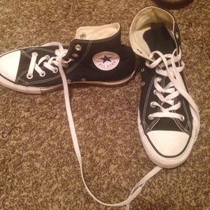 Black high-top Classic converse