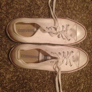 White classic converse