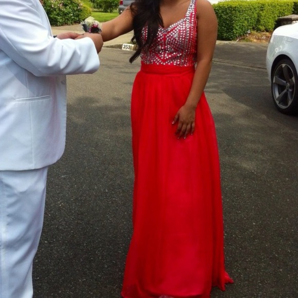 Coral Sequined prom dress - Picture 4 of 4