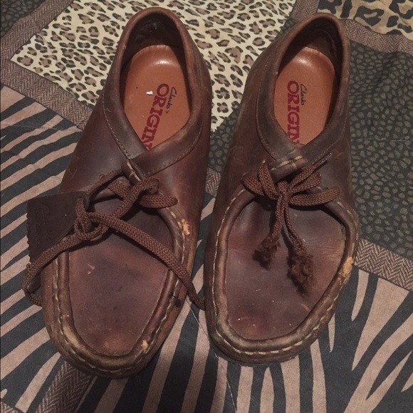 Shoes - Picture 1 of 2