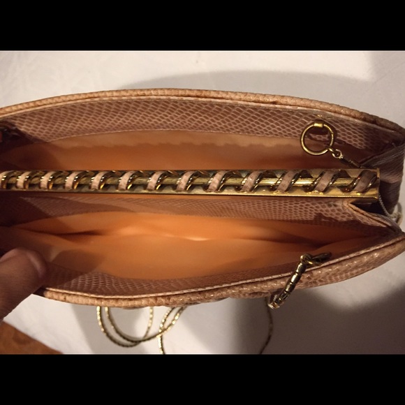 Flash sale🎉JUDITH LEIBER TAUPE LIZARD SKIN BAG - Picture 3 of 4