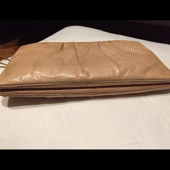 Flash sale🎉JUDITH LEIBER TAUPE LIZARD SKIN BAG - Picture 4 of 4