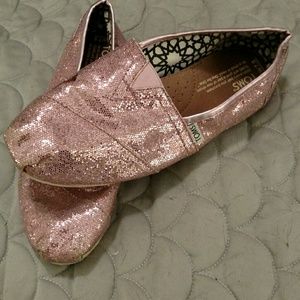 Pink sparkle TOMS