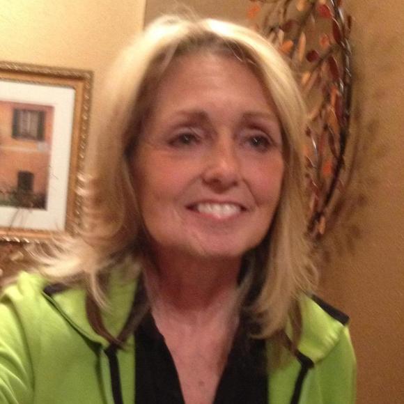 Meet your Posher, Debbie - Picture 1 of 1