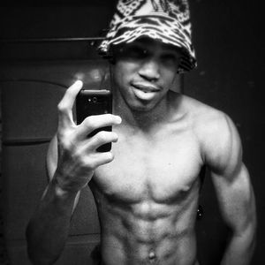 Meet your Posher, Deon