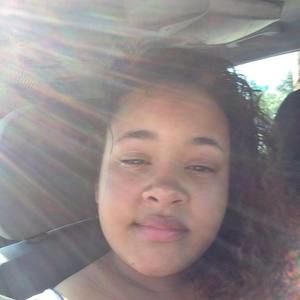 Meet your Posher, Savanna