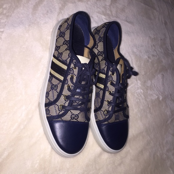 Gucci Shoes - 🎀 FINAL SALE 🎀 Gucci Sneakers