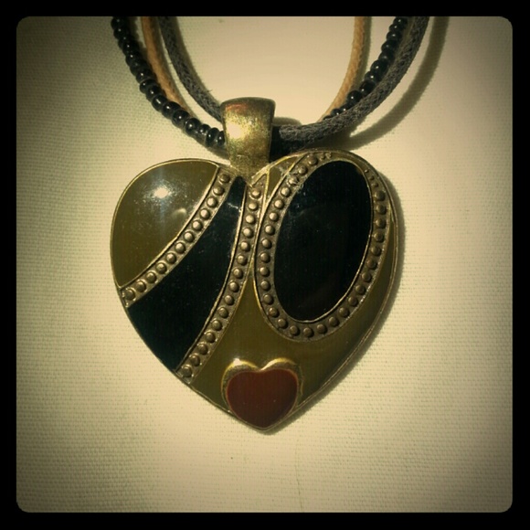 Olive black and brown heart pendant Malac