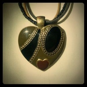 Olive black and brown heart pendant Malac