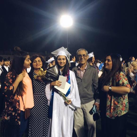 Meet your Posher, Noosha - Picture 1 of 1