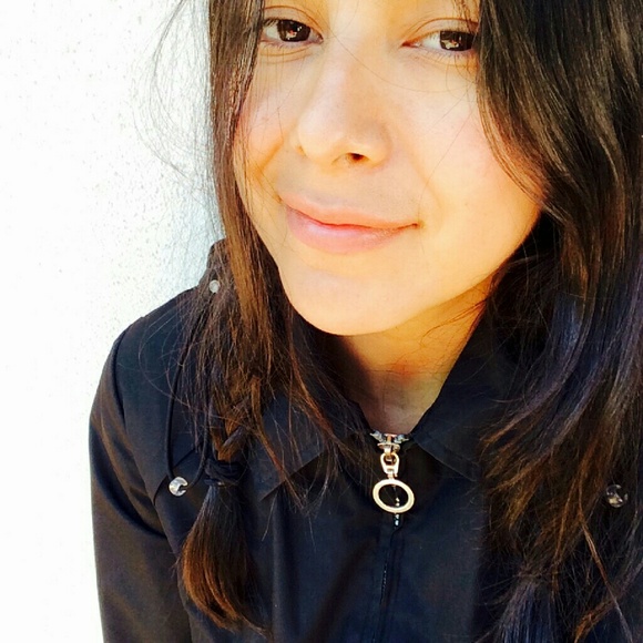 Meet your Posher, Diana - Picture 2 of 8