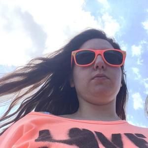 Meet your Posher, Sarah-rose