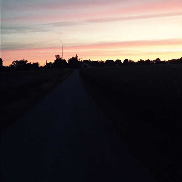 Meet your Posher, Ashley - Picture 1 of 1