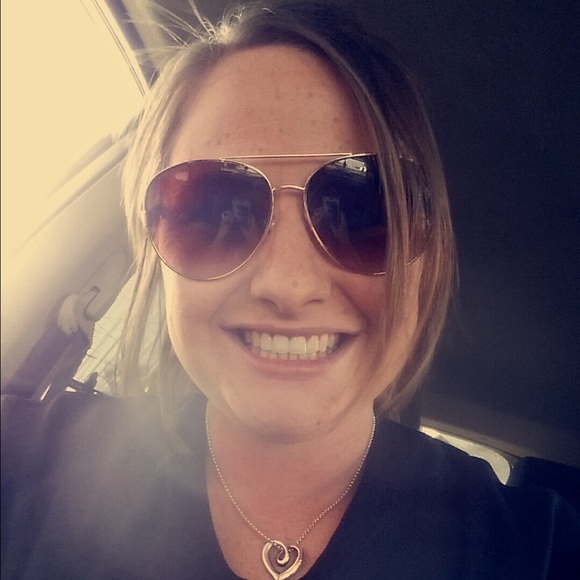 Meet your Posher, Jayme - Picture 1 of 1