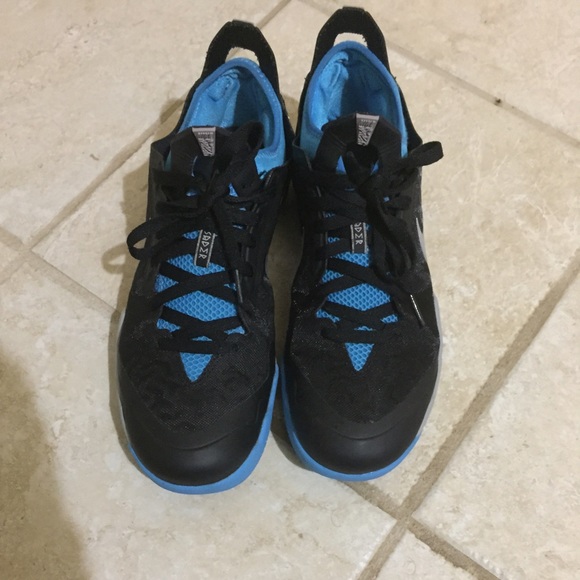 Nike - Picture 2 of 3