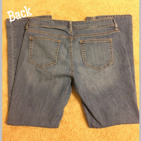 SOLD Short, Diva Light Wash Jeans - Picture 2 of 4