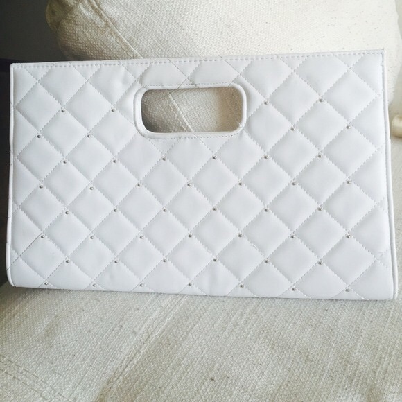 Handbags - White clutch
