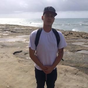 Meet your Posher, Aaron