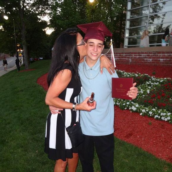 Meet your Posher, Elaine