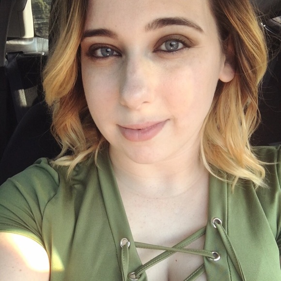 Meet your Posher, Marie - Picture 2 of 2