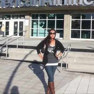 Meet your Posher, Misa