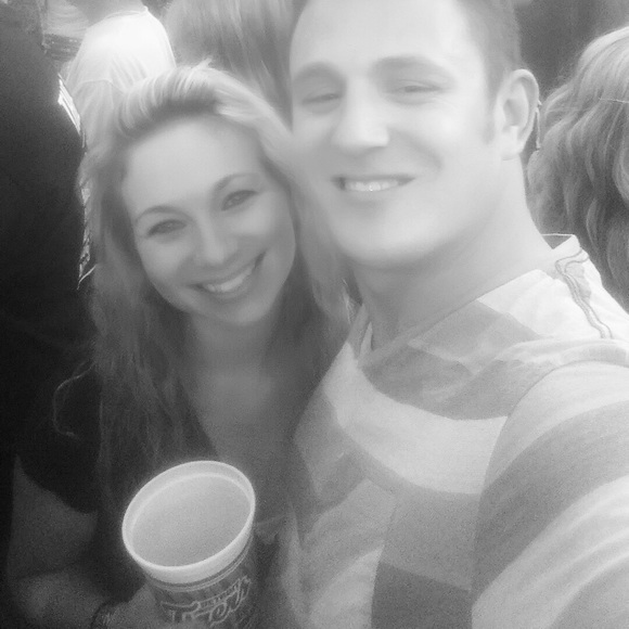 Meet your Posher, Heidi - Picture 1 of 1