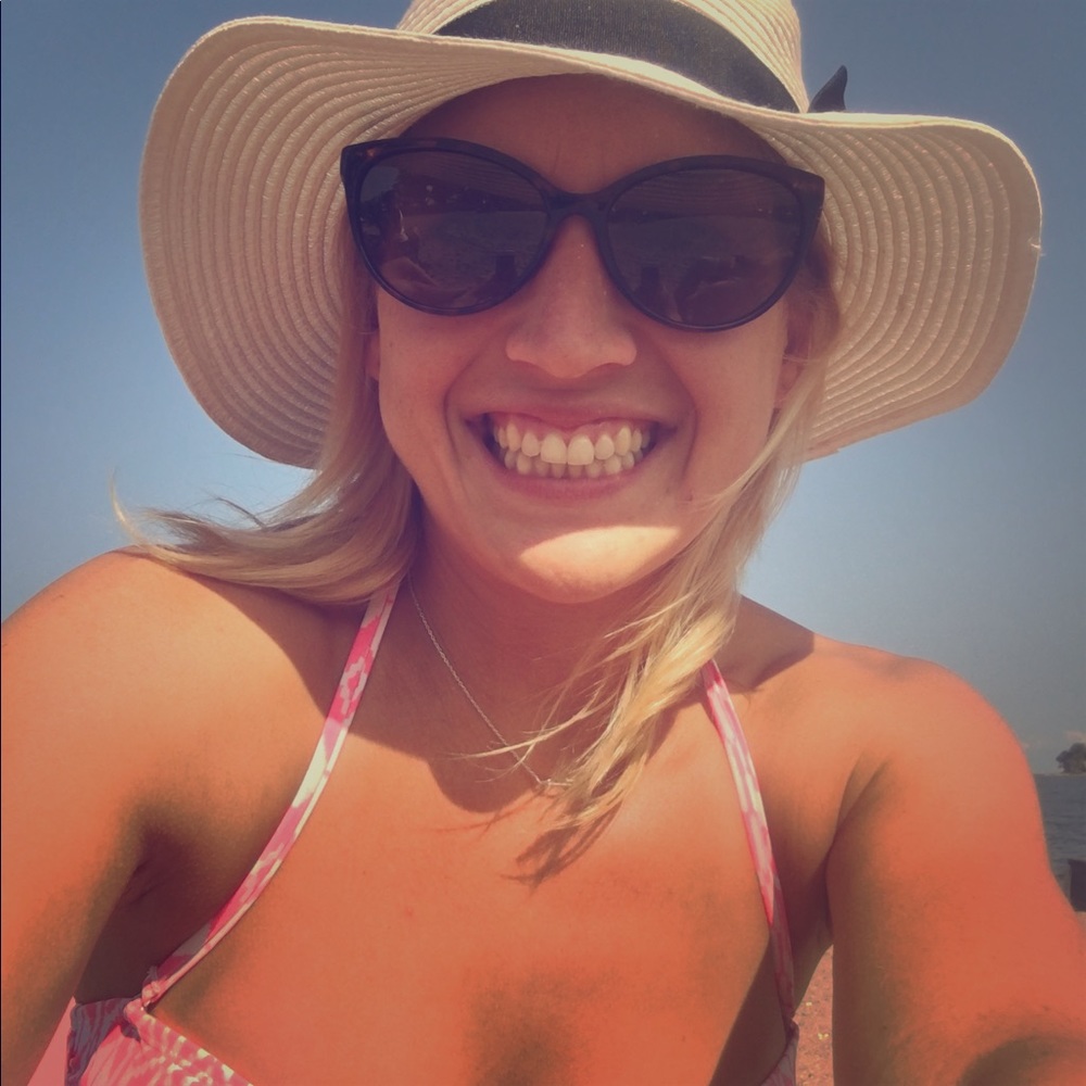 Meet your Posher, Kara