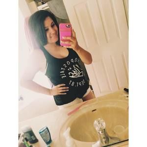 Meet your Posher, Marissa