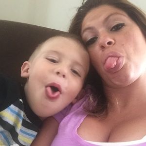 Meet your Posher, Nicole