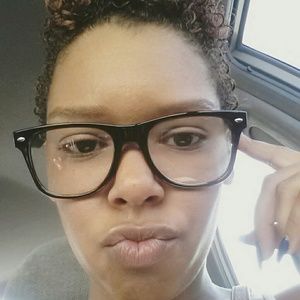 Meet your Posher, Lindsay