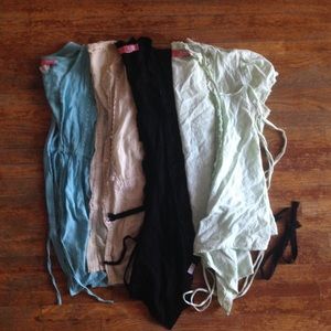 Bundle of 4 tops