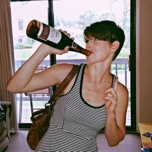 Meet your Posher, Carrie