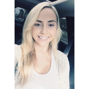 Meet your Posher, Victoria