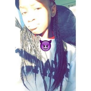 Meet your Posher, Danielle