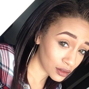 Meet your Posher, Amber