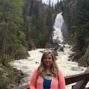 Meet your Posher, Claire