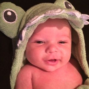 Meet your Posher, Holly