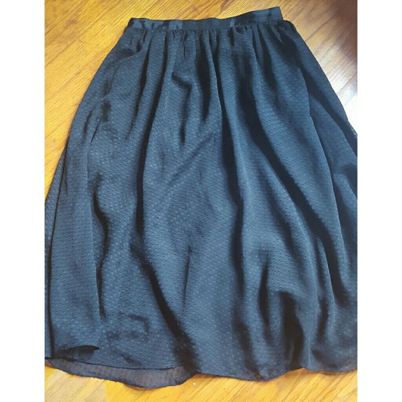 Black Urban Outfitters skirt