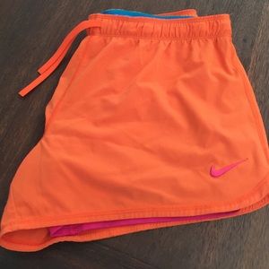 Nike 2-1 short