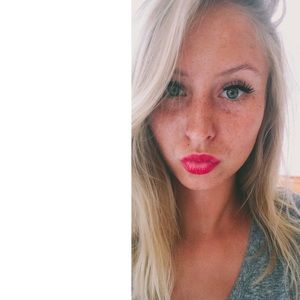 Meet your Posher, Karyn