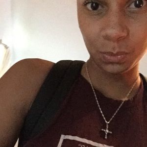 Meet your Posher, Ciara