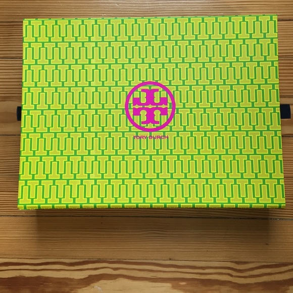 Tory Burch gift box