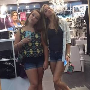 Meet your Posher, Kelli