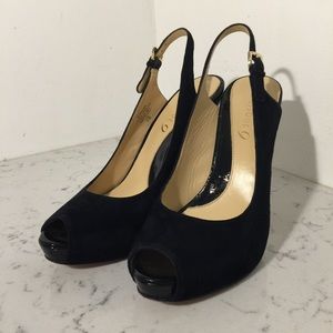 Boutique 9 Platform Pumps