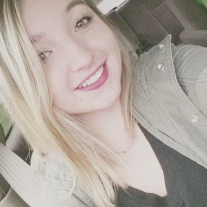 Meet your Posher, Michaela