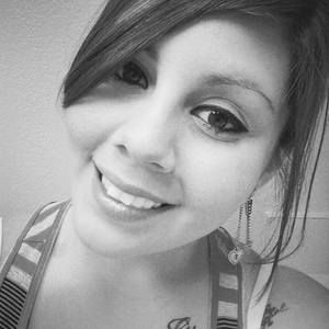 Meet your Posher, Vanessa