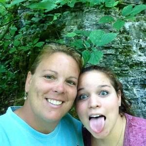 Meet your Posher, Rowena