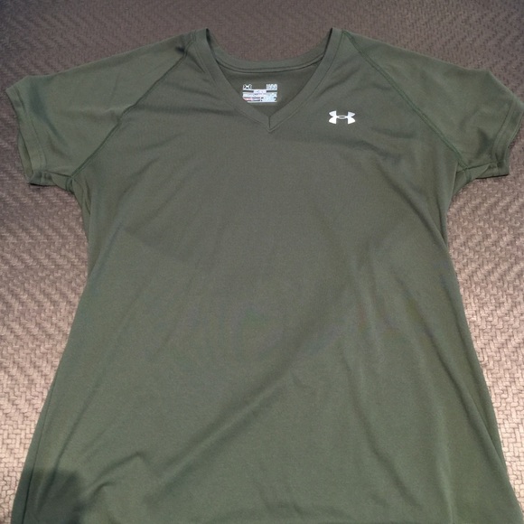 Under Armour tee
