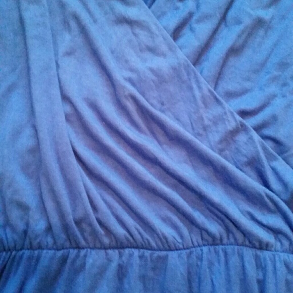 Sleeveless dress - Picture 2 of 4