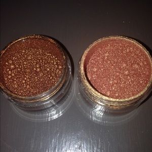 Mac crushed metal pigments